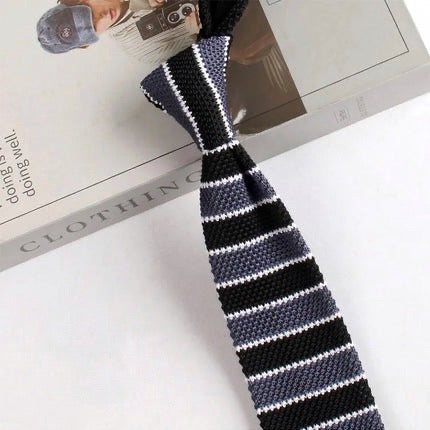 Retro Style Narrow Knitted Tie
