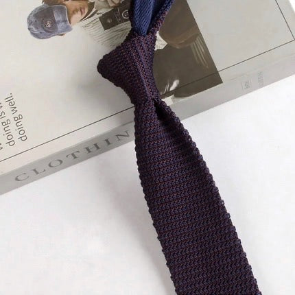 Retro Style Narrow Knitted Tie