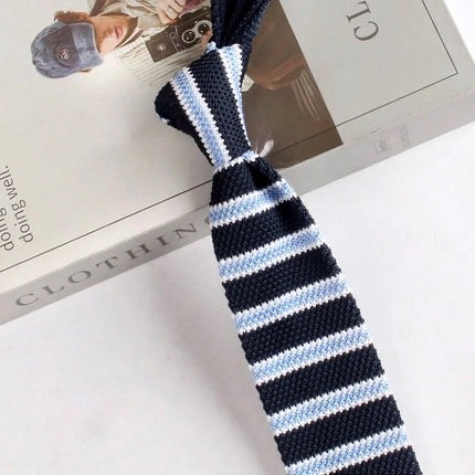 Retro Style Narrow Knitted Tie