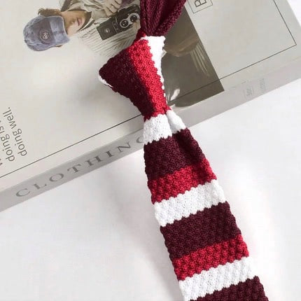 Retro Style Narrow Knitted Tie
