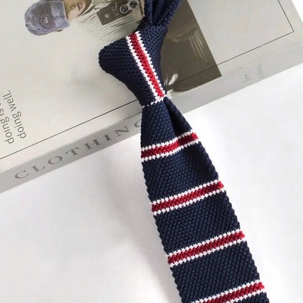Retro Style Narrow Knitted Tie